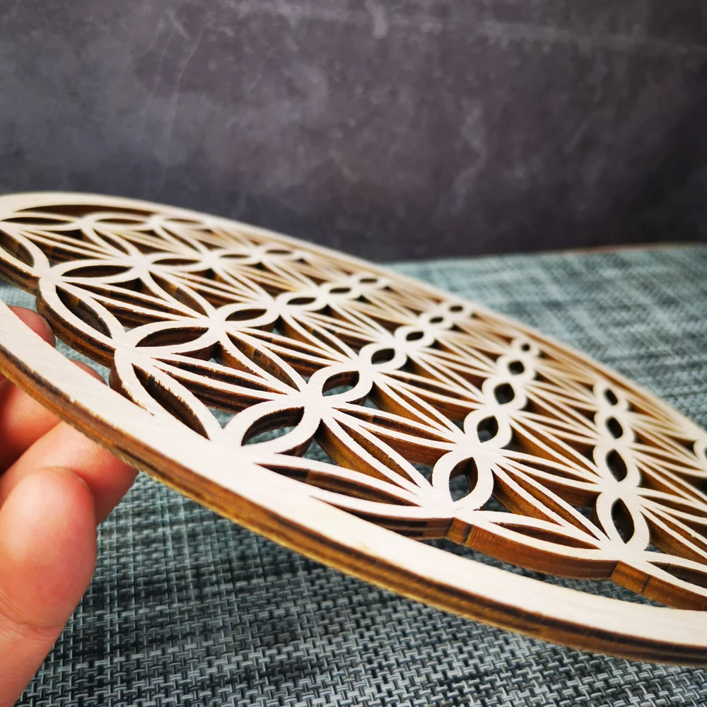 Fleur de Vie en Bois – Décoration Murale Géométrie Sacrée