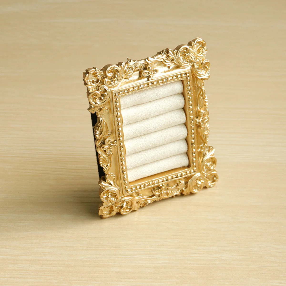 Présentoir Bagues Daim Baroque – Plateau Bijoux Fiançailles Vintage