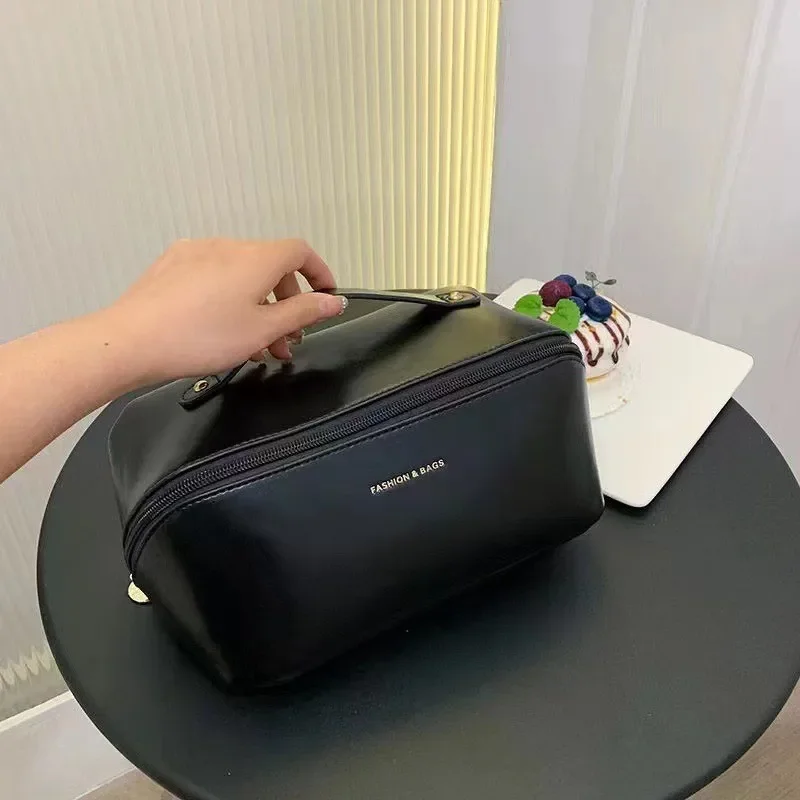 Trousse de Toilette Voyage Luxueuse – Organisateur Maquillage
